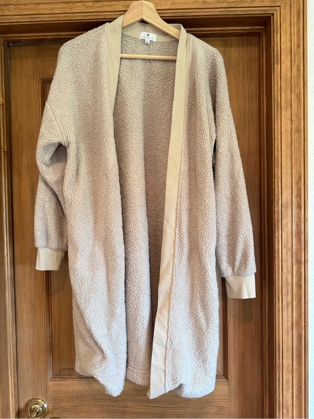 Socialite Open-Front Teddy Cardigan in Light Beige